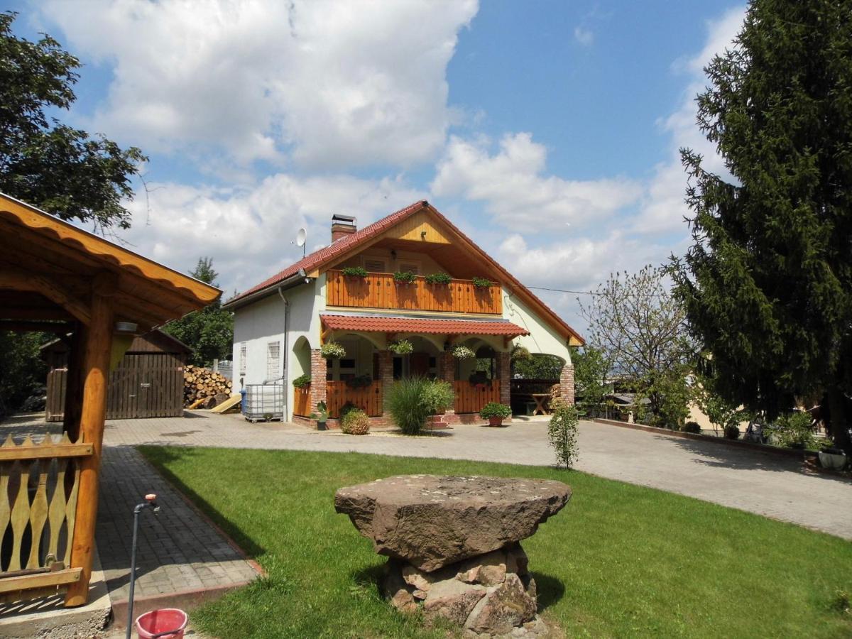 Gergely-Haz, A Volt Peteri Dezsas Vendeghaz Villa Sajoszentpeter Bagian luar foto