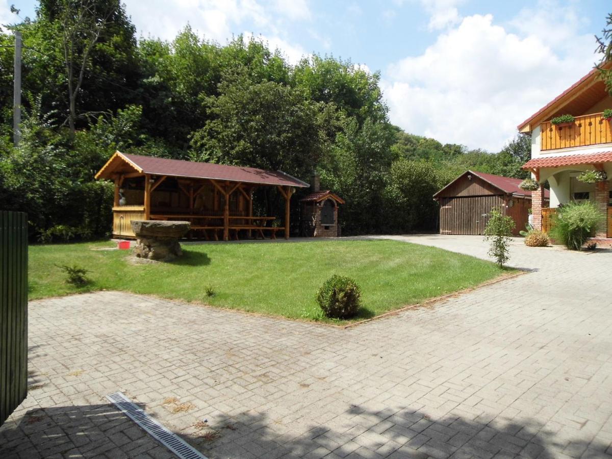Gergely-Haz, A Volt Peteri Dezsas Vendeghaz Villa Sajoszentpeter Bagian luar foto